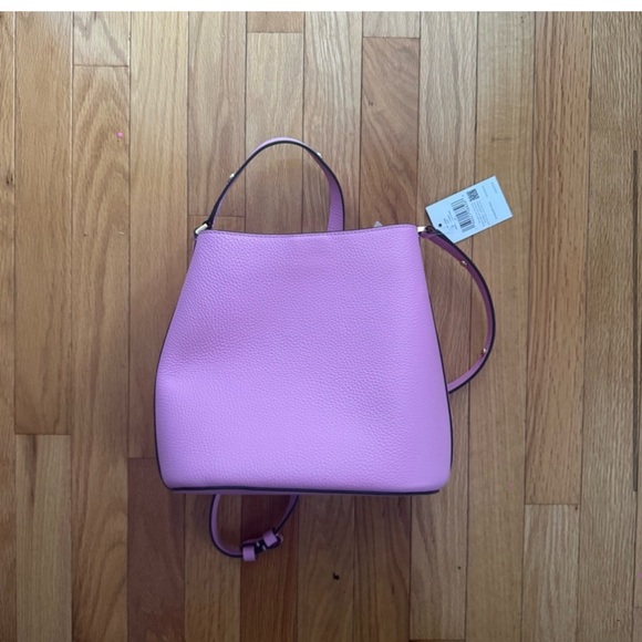 Kate Spade NWT❗️Julia Bucket Crossbody Bag in Mandavilla Pink - Picture 3 of 9